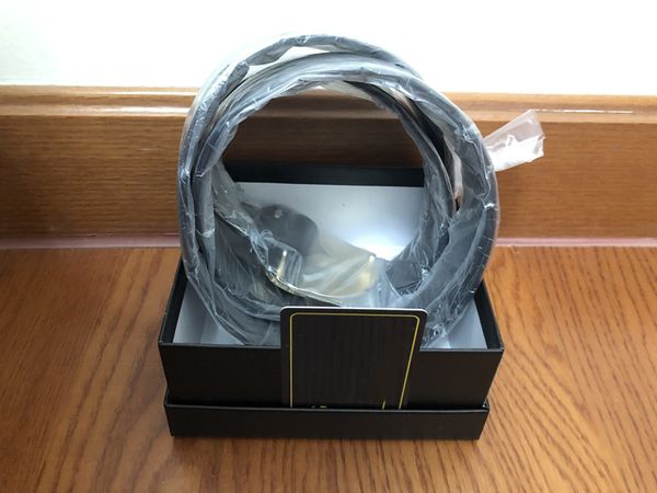 2021 men belt designer women belts luxury belts men big buckle belt fashion mens leather belts with box 05, Black;brown
2021 men belt designer women belts luxury belts men big buckle belt fashion mens leather belts with box 05, Black;brown
