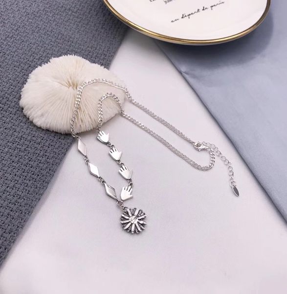 2020 new designer luxury dongdaemun 925 sterling silver fashion daisy stitching clavicle chain korean version trend
2020 new designer luxury dongdaemun 925 sterling silver fashion daisy stitching clavicle chain korean version trend