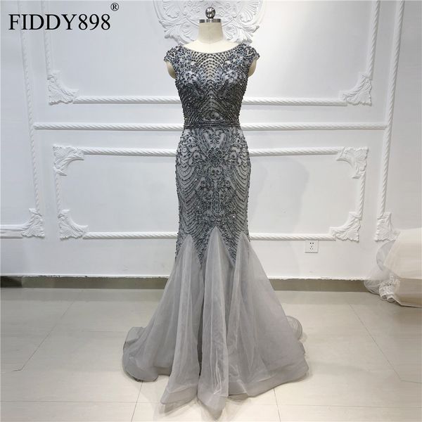 2020 mermaid evening dress long cap sleeves shiny crystal beaded evening gown grey prom dress formal party gown vestido de festa lj201119, White;black
2020 mermaid evening dress long cap sleeves shiny crystal beaded evening gown grey prom dress formal party gown vestido de festa lj201119, White;black