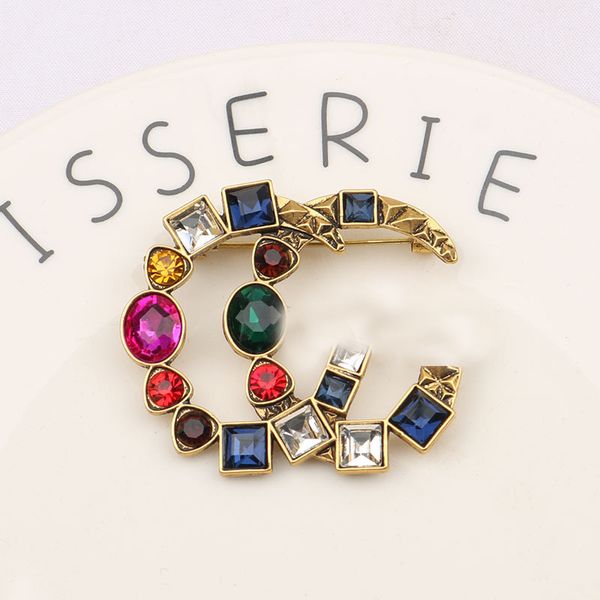 luxury brand designer letter pins brooches women metal gold silver crystal pearl rhinestone cape buckle brooch suit pin wedding party jewerl, Gray
luxury brand designer letter pins brooches women metal gold silver crystal pearl rhinestone cape buckle brooch suit pin wedding party jewerl, Gray