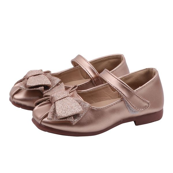 2020 cute bow tie toddler girl sandals summer kids shoes flat with mary jane shoes for princess party children sandals c11221 q0112, Black;red
2020 cute bow tie toddler girl sandals summer kids shoes flat with mary jane shoes for princess party children sandals c11221 q0112, Black;red