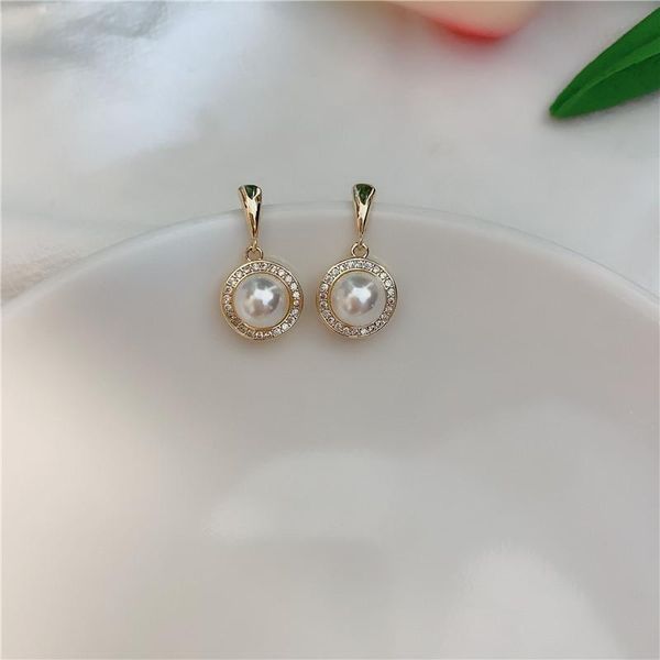 stud needle small and exquisite high-quality pearl earrings trendy temperament short micro-inlaid, Golden;silver
stud needle small and exquisite high-quality pearl earrings trendy temperament short micro-inlaid, Golden;silver
