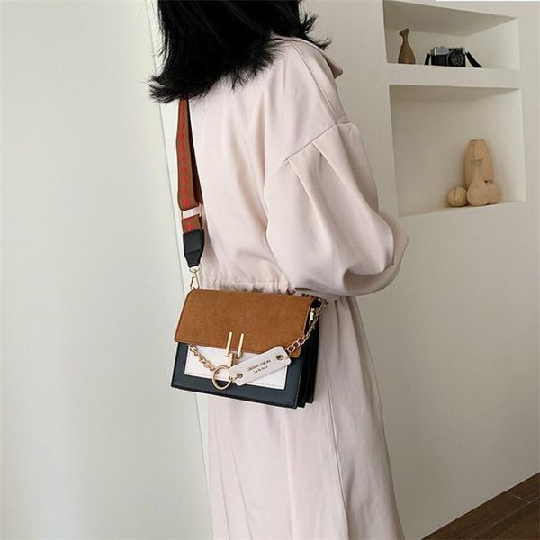2020 new women pu bag female fashion trend shoulder bag niche personality hit color messenger handbag
2020 new women pu bag female fashion trend shoulder bag niche personality hit color messenger handbag