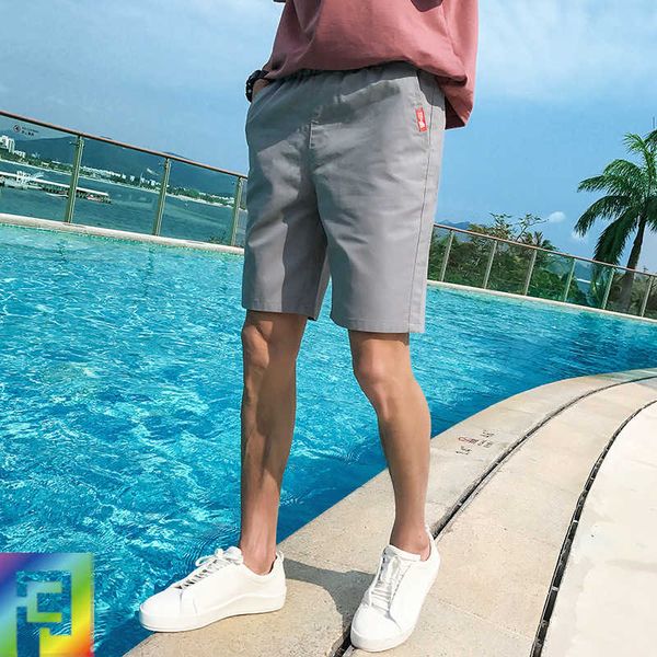 summer new casual shorts men's korean candy color elastic 5-point beach pants, White;black
summer new casual shorts men's korean candy color elastic 5-point beach pants, White;black