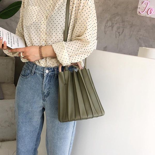 fashionable handbag, large-capacity tote, casual shoulder bag vintage handbag women bag
fashionable handbag, large-capacity tote, casual shoulder bag vintage handbag women bag