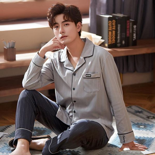 autumn winter men's pajamas sets long sleeve o-neck loose pijama pyjama homme letter printed soft casual home suit sleepwear, Black;brown
autumn winter men's pajamas sets long sleeve o-neck loose pijama pyjama homme letter printed soft casual home suit sleepwear, Black;brown