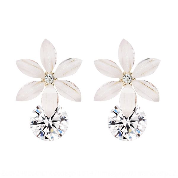 and pearl flash flower fresh versatile french pearl high-end japanese and korean fashion earrings silver needle earrings ogfdl, Golden
and pearl flash flower fresh versatile french pearl high-end japanese and korean fashion earrings silver needle earrings ogfdl, Golden