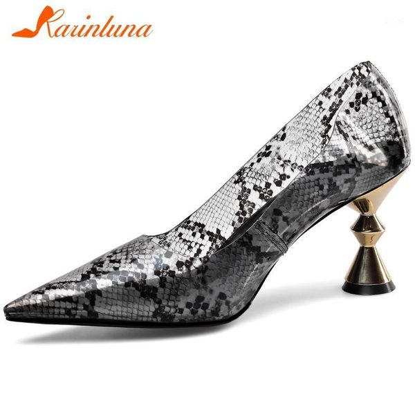 karin high heels pointed toe pumps cool snake veins party pumps women new summer party transparent pvc shoes woman1, Black
karin high heels pointed toe pumps cool snake veins party pumps women new summer party transparent pvc shoes woman1, Black