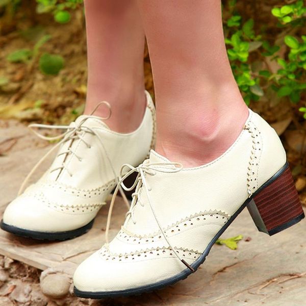 gigifox 2020 retro square heels big size 43 british style brogue women shoes pumps, Black
gigifox 2020 retro square heels big size 43 british style brogue women shoes pumps, Black