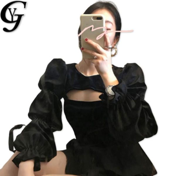 women's blouses & shirts 2021 hollow out black velet shirt french style puff sleeve vintage blouse femme kpop night club women blu, White
women's blouses & shirts 2021 hollow out black velet shirt french style puff sleeve vintage blouse femme kpop night club women blu, White