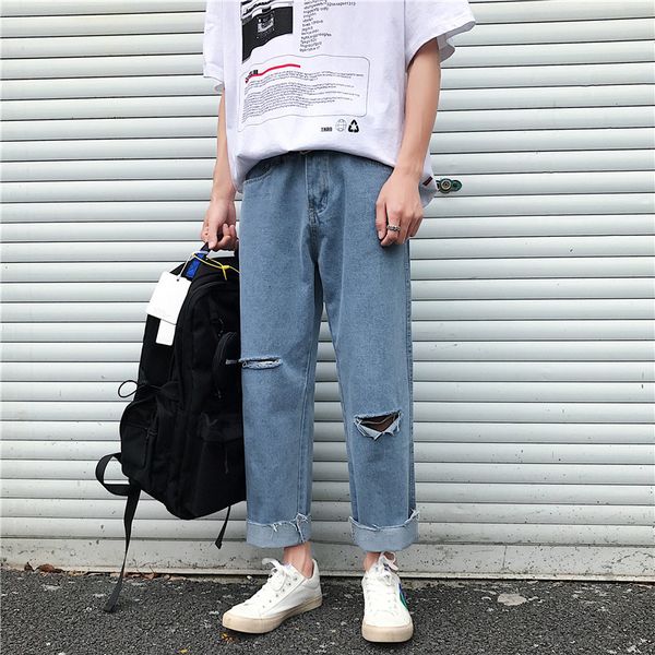 2020 brim blue cool designer make torn clothing wrecked thin hop fit pants with man's holes
2020 brim blue cool designer make torn clothing wrecked thin hop fit pants with man's holes