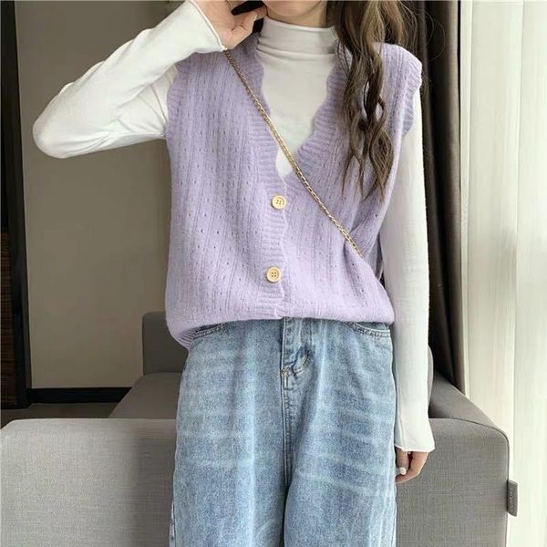 women's vests 2021 thin v-neck solid color knit sweater vest autumn casual sleeveless pullover loose lace korean fashion, Black;white
women's vests 2021 thin v-neck solid color knit sweater vest autumn casual sleeveless pullover loose lace korean fashion, Black;white