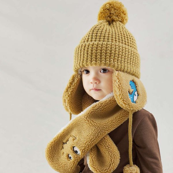 warm children's autumn boy's winter plush scarf set korean version girl's cold proof and lovely ear protection hat, Red;brown
warm children's autumn boy's winter plush scarf set korean version girl's cold proof and lovely ear protection hat, Red;brown
