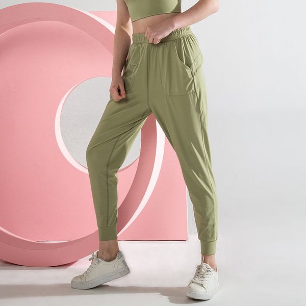 sweatpants jogging joga crz yoga pants women running fitness gym clothing sports workout athletic seamless leggings with pockets, White;red
sweatpants jogging joga crz yoga pants women running fitness gym clothing sports workout athletic seamless leggings with pockets, White;red