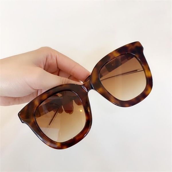 women sunglasses fashion acetate oversize frame design sun glasses female shades uv400 lens, White;black
women sunglasses fashion acetate oversize frame design sun glasses female shades uv400 lens, White;black