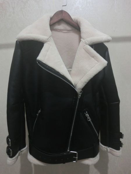 2021 new women rabbit fur faux leather jacket berber patchwork short suede shearling overcoat motorcycle jackets with belt 4j5w, Black
2021 new women rabbit fur faux leather jacket berber patchwork short suede shearling overcoat motorcycle jackets with belt 4j5w, Black