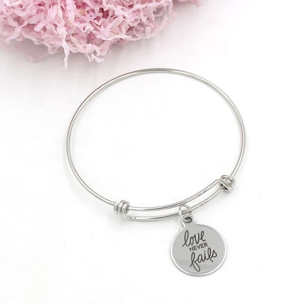 new arrival wholesale customized women bangles love never fails bracelets gifts stainless steel jewelry pulsera, Golden;silver
new arrival wholesale customized women bangles love never fails bracelets gifts stainless steel jewelry pulsera, Golden;silver