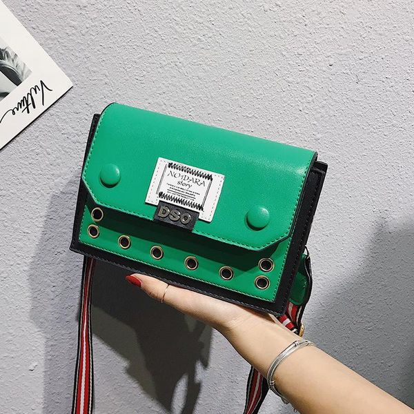 2020 three-dimensional small square package women crossbody bag circle rivet simple letter one shoulder slung handbag
2020 three-dimensional small square package women crossbody bag circle rivet simple letter one shoulder slung handbag
