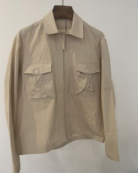 2021 new 19ss 103f2 ghost piece overshirt cotton nylon tela fashion shirt men women coat jacket size -3xl, White;black
2021 new 19ss 103f2 ghost piece overshirt cotton nylon tela fashion shirt men women coat jacket size -3xl, White;black