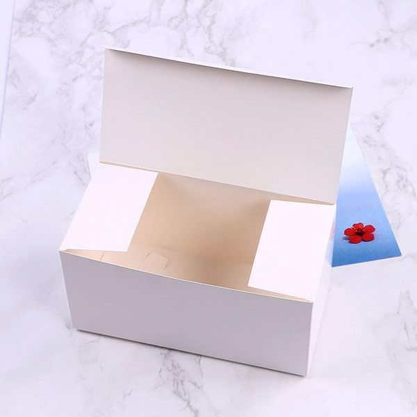 gift wrap 10pcs/lot white cardboard pastry box diy paper candy packaging wedding favor party birthday supply1
gift wrap 10pcs/lot white cardboard pastry box diy paper candy packaging wedding favor party birthday supply1