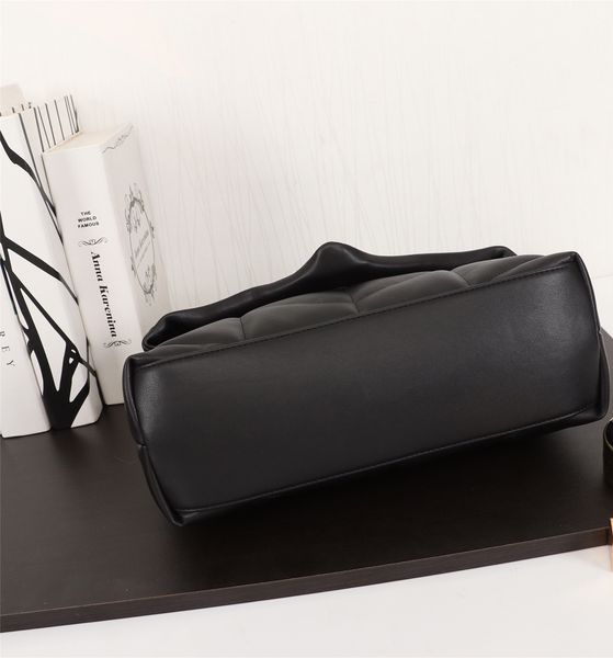 2022 women mujer handbags handle shopping brand nylon shoulder bolsos luxury handbag 015
2022 women mujer handbags handle shopping brand nylon shoulder bolsos luxury handbag 015