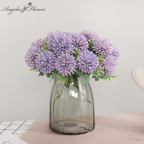 simulation artificial flower bouquet wedding road leading arrangement fake flower pompom dandelion ball chrysanthemum decor home1
simulation artificial flower bouquet wedding road leading arrangement fake flower pompom dandelion ball chrysanthemum decor home1