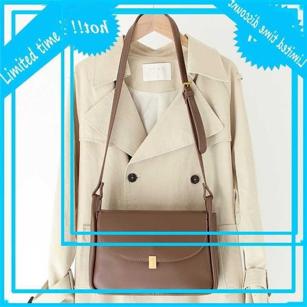 korean versatile fashion small square simple solid color one shoulder women's student casual flip soft leather messenger bag
korean versatile fashion small square simple solid color one shoulder women's student casual flip soft leather messenger bag