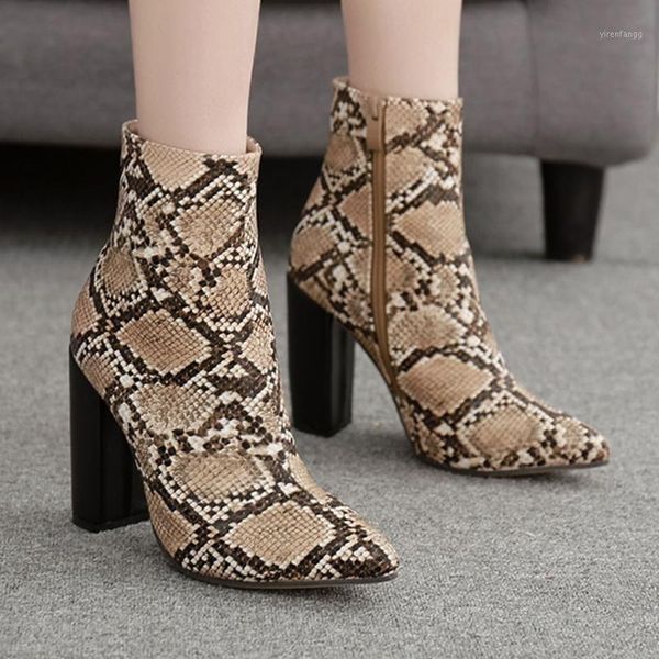 2021 new style pointed toe women boots zipper thick ankle boots high heel shoes snake dropshipping1, Black
2021 new style pointed toe women boots zipper thick ankle boots high heel shoes snake dropshipping1, Black