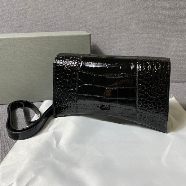 new ladies bag handbag stereotype sweet fashion women's shoulder messenger handbag
new ladies bag handbag stereotype sweet fashion women's shoulder messenger handbag