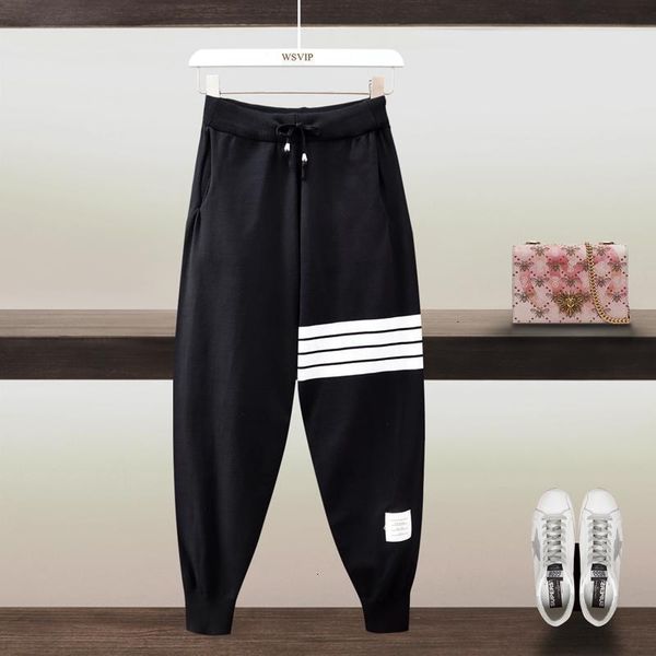 new autumn high waist pants children's loose and thin knitting embroidery harun casual sports boxer capris 2kg3, Black
new autumn high waist pants children's loose and thin knitting embroidery harun casual sports boxer capris 2kg3, Black