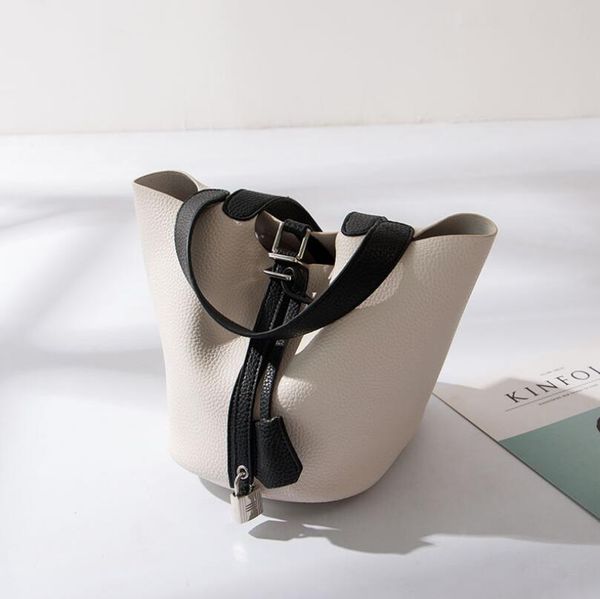 designer bag fashion woman handbags female shoulder bags woman tote bags
designer bag fashion woman handbags female shoulder bags woman tote bags