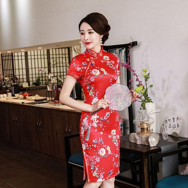 2020 new summer short cheongsam dress floral slim vintage plus size qipao dresses 4xl, Red
2020 new summer short cheongsam dress floral slim vintage plus size qipao dresses 4xl, Red