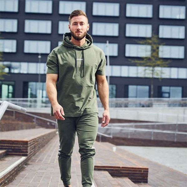 2020 winter autumn new men's and fitness muscle suit leisure sports outdoor exercise sweater two piece set, Gray
2020 winter autumn new men's and fitness muscle suit leisure sports outdoor exercise sweater two piece set, Gray