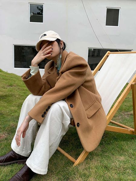 red mansion tweed suit for women in autumn and winter, White;black
red mansion tweed suit for women in autumn and winter, White;black