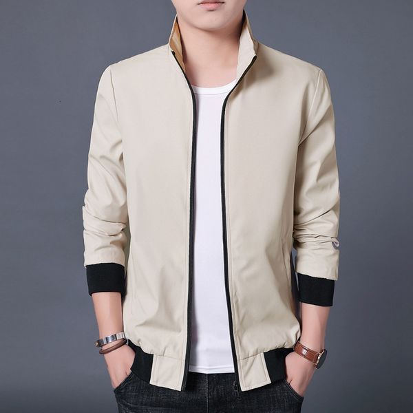 elaine 2020 spring and autumn new jacket young men's korean casual slim stand collar solid short, Black;brown
elaine 2020 spring and autumn new jacket young men's korean casual slim stand collar solid short, Black;brown