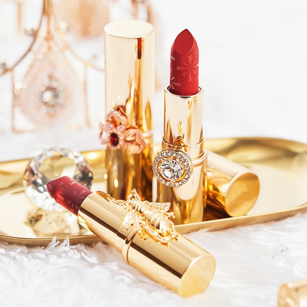 selling luxury diamond lipstick velvet matte listicks high pigment vegan creamy oem diamond lipsticks ing
selling luxury diamond lipstick velvet matte listicks high pigment vegan creamy oem diamond lipsticks ing