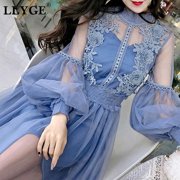latern sleeve embroidery floral women dress solid mesh vintage knee length ladies dresses 2019 summer female party lace vestidos1, Black;gray
latern sleeve embroidery floral women dress solid mesh vintage knee length ladies dresses 2019 summer female party lace vestidos1, Black;gray