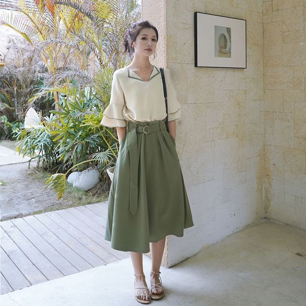 2020 new korean style graceful fashion celebrity two-piece western goddess 2020 summer new korean style suit graceful summer fashion celebri, Gray
2020 new korean style graceful fashion celebrity two-piece western goddess 2020 summer new korean style suit graceful summer fashion celebri, Gray