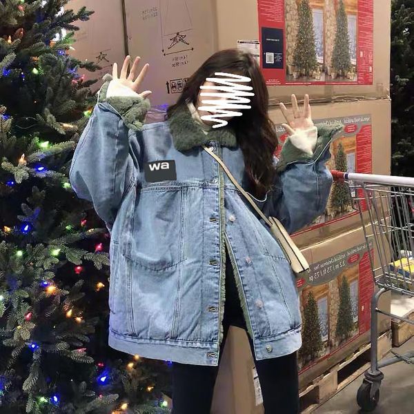 2020 women jackets warm hip hop designer denim jacket imported maisuijinxian heavy industry gold thread embroidery denim coat, Black;brown
2020 women jackets warm hip hop designer denim jacket imported maisuijinxian heavy industry gold thread embroidery denim coat, Black;brown