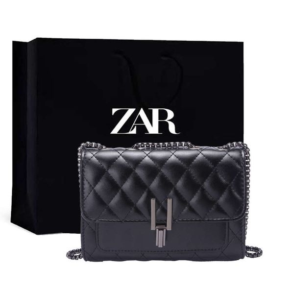 luxurys designers niche texture 2021 new women's fashion foreign style small fragrance lingge chain messenger bag
luxurys designers niche texture 2021 new women's fashion foreign style small fragrance lingge chain messenger bag