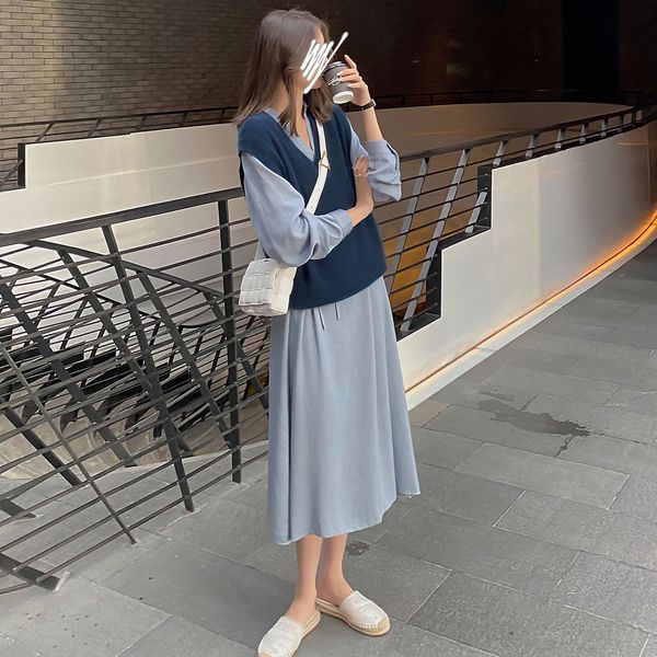 ранняя осень женщина vestvest женщина vestwestern stylestyle жилет костюм для женщин 2020 новая мода темперамент тонкий платье из двух часте, Gray 
ранняя осень женщина vestvest женщина vestwestern stylestyle жилет костюм для женщин 2020 новая мода темперамент тонкий платье из двух часте, Gray