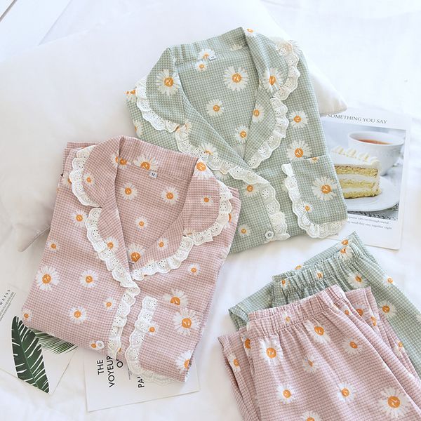women autumn cute daisies printed pajamas set turn-down collar with lace ladies cotton sleepwear femme comfortable soft homewear h1210, Black;red
women autumn cute daisies printed pajamas set turn-down collar with lace ladies cotton sleepwear femme comfortable soft homewear h1210, Black;red