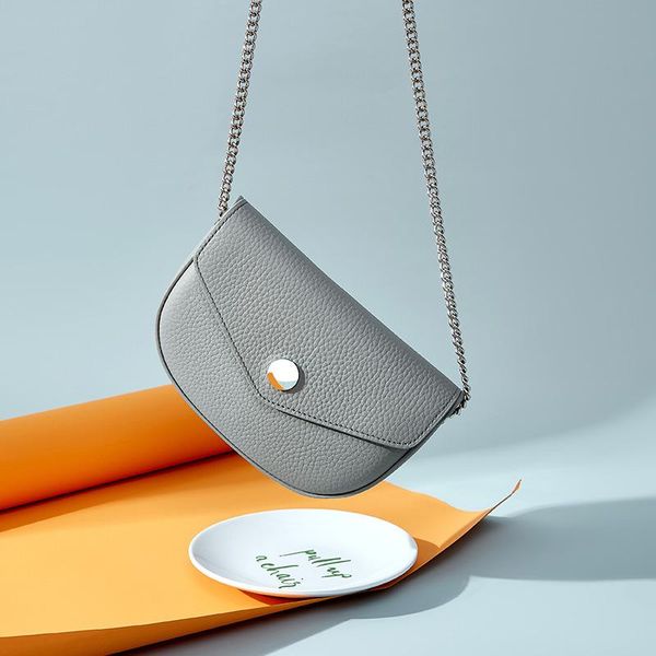 100% натуральная кожа мода женщин crossbody сумка высокого качества элегантная леди плеча сумки hobos сумка
100% натуральная кожа мода женщин crossbody сумка высокого качества элегантная леди плеча сумки hobos сумка