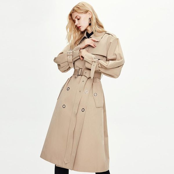 2020 new women trench coat with belt turn down collar drouble breasted women long trench femme casaco abrigo streetwear1, Tan;black
2020 new women trench coat with belt turn down collar drouble breasted women long trench femme casaco abrigo streetwear1, Tan;black