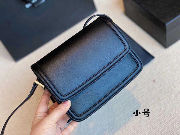 luxu fashion brand design classic messenger bag leather handbag lady soft shoulder bag
luxu fashion brand design classic messenger bag leather handbag lady soft shoulder bag
