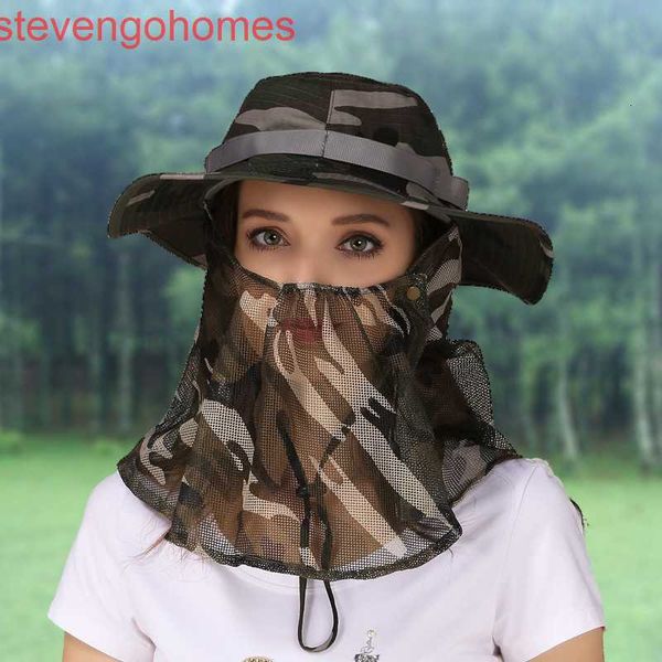 neck it cap can store with the camouflage protection, 360 degrees surround and ventilate the military fans, sunscreen and anti mosquito, Blue;gray
neck it cap can store with the camouflage protection, 360 degrees surround and ventilate the military fans, sunscreen and anti mosquito, Blue;gray