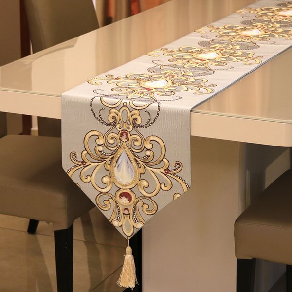 luxurious relief gemstone flowers table runner table flag modern tablecloths tea table cloth bed napkin fashion wedding decoration
luxurious relief gemstone flowers table runner table flag modern tablecloths tea table cloth bed napkin fashion wedding decoration