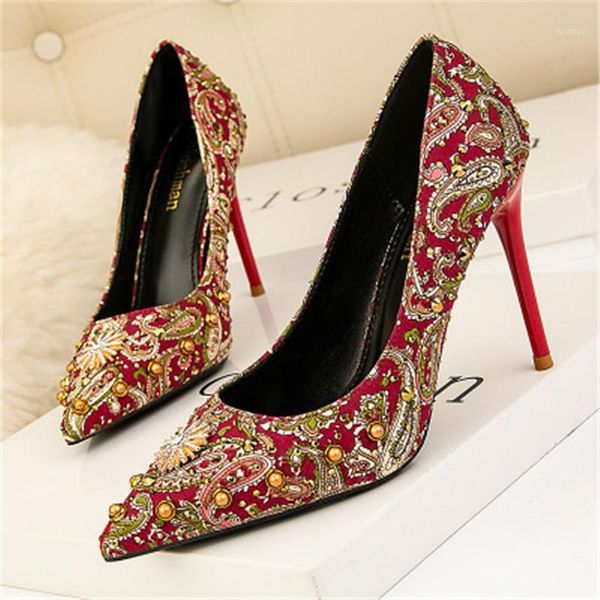 dress shoes fashion embroidery women pumps brand high heels pearl rivets pointed toe stiletto woman ladies plus big size 34-411, Black
dress shoes fashion embroidery women pumps brand high heels pearl rivets pointed toe stiletto woman ladies plus big size 34-411, Black
