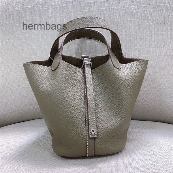 handbag 2022 vegetable high herm quality basket large high-end capacity first layer cowhide bucket bag 2 vc0n
handbag 2022 vegetable high herm quality basket large high-end capacity first layer cowhide bucket bag 2 vc0n