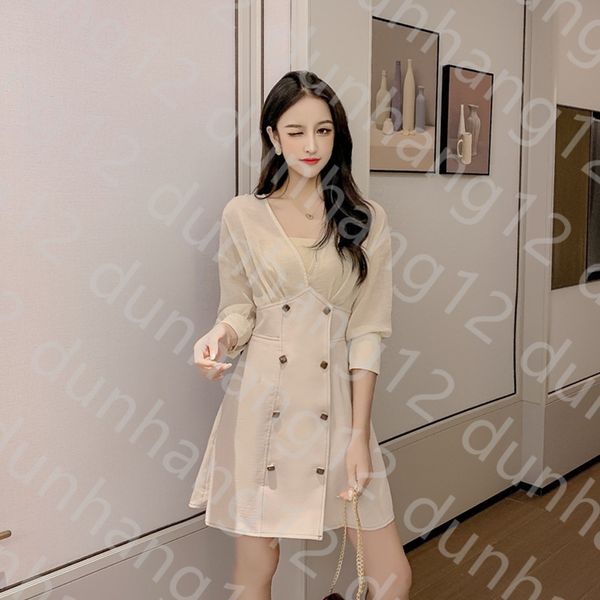 2021 autumn french design sense fashion temperament slim small fragrant milk v-neck stitching bottom dress, Black;gray
2021 autumn french design sense fashion temperament slim small fragrant milk v-neck stitching bottom dress, Black;gray